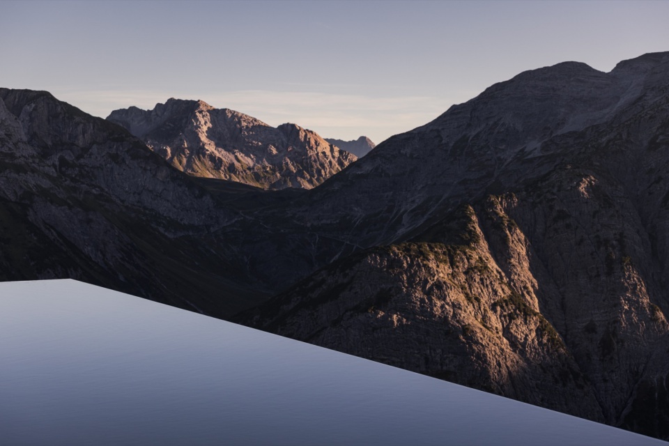 暮色中山脊的倒影 / Reflections of the mountain ridge at dusk