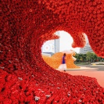 LEGO Bloom展览：38万朵积木花汇成巨浪，上海 / Our LEGO Agency