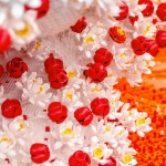 LEGO Bloom展览：38万朵积木花汇成巨浪，上海 / Our LEGO Agency