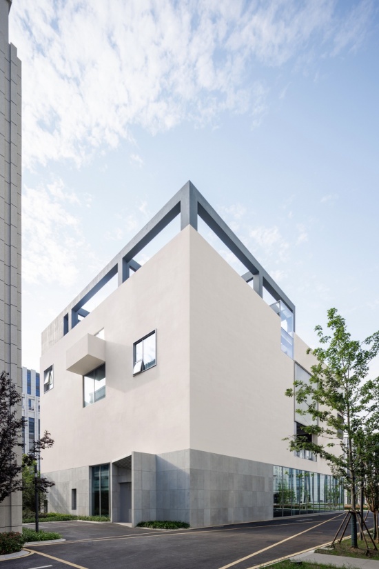 西北视角 / Northwest View