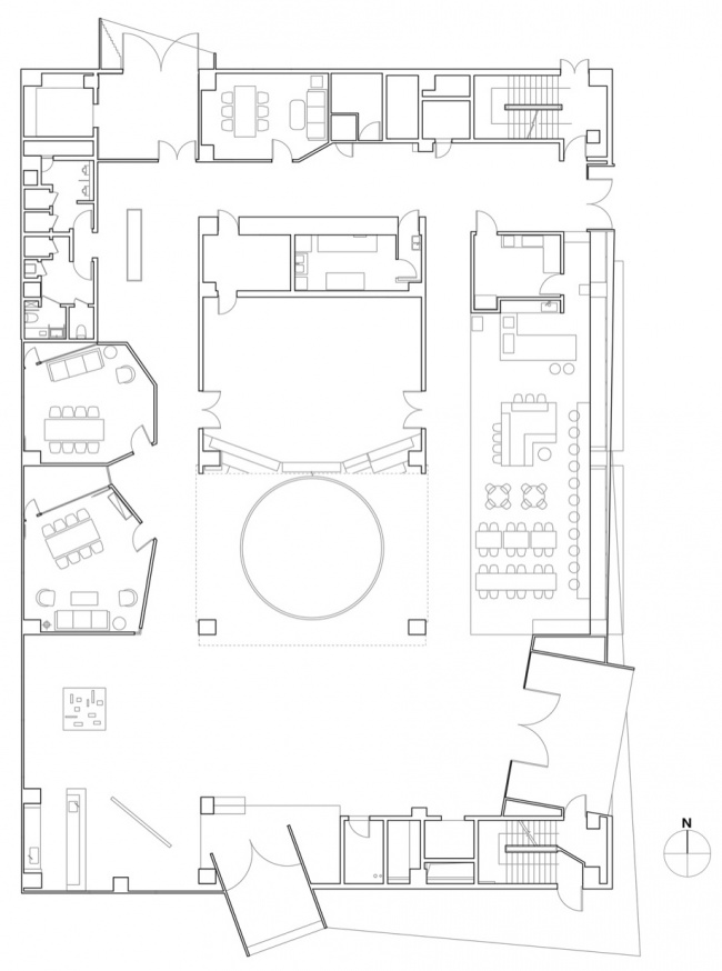 一层平面 / Ground Floor Plan