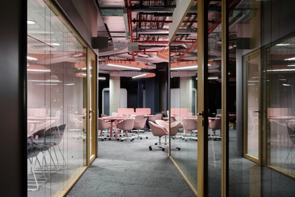 media house 17