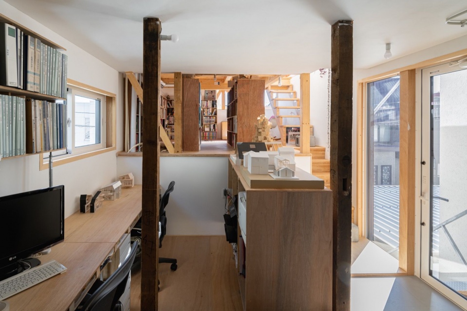 一层SOHO空间 / the ground-floor SOHO space