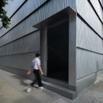 潘周桢学校体育馆，胡志明市 / scale50