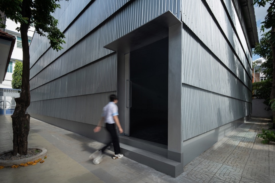 入口转角 / Entrance corner