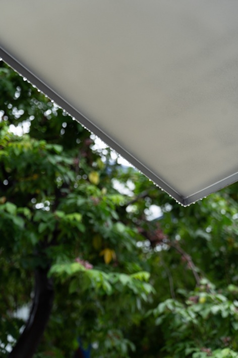 雨棚细部 / Canopy detail