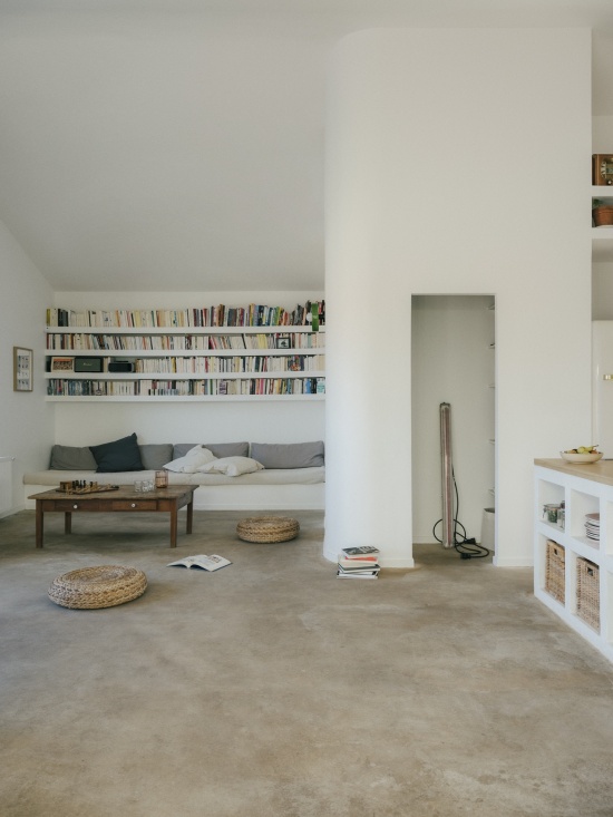 连贯的起居空间 / Continuous living space