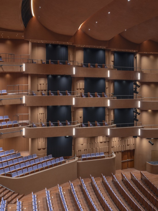申厅侧墙与楼座,Soar Theatre, side wall and balconies