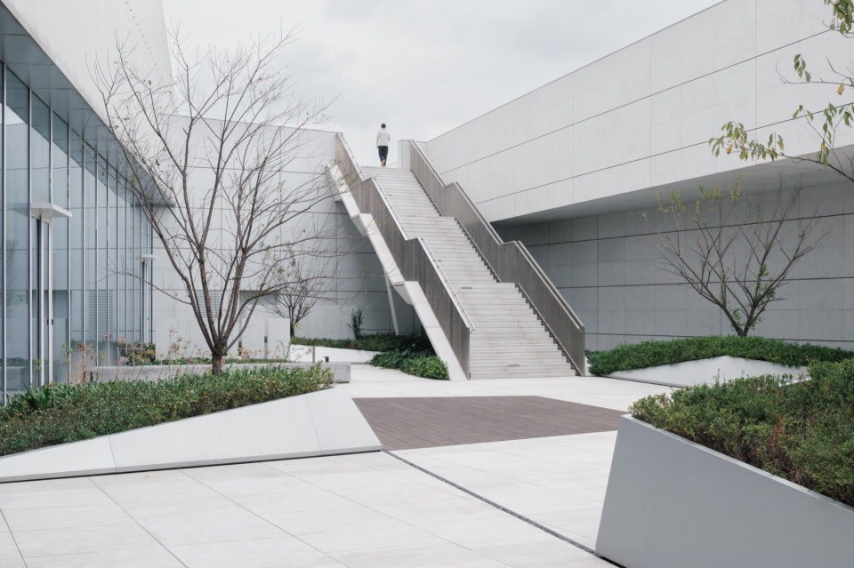 办公区庭院,Courtyard within the office area