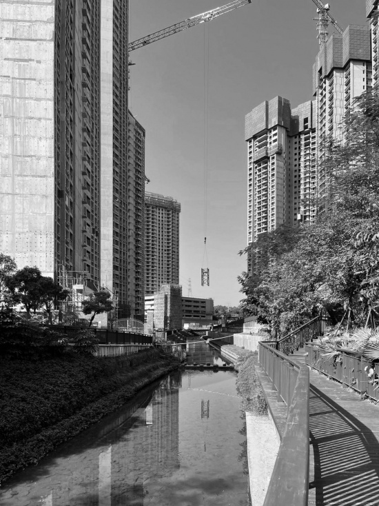 改造前不同位置河道现状,Existing Watercourse Conditions at Various Locations Before Renovation