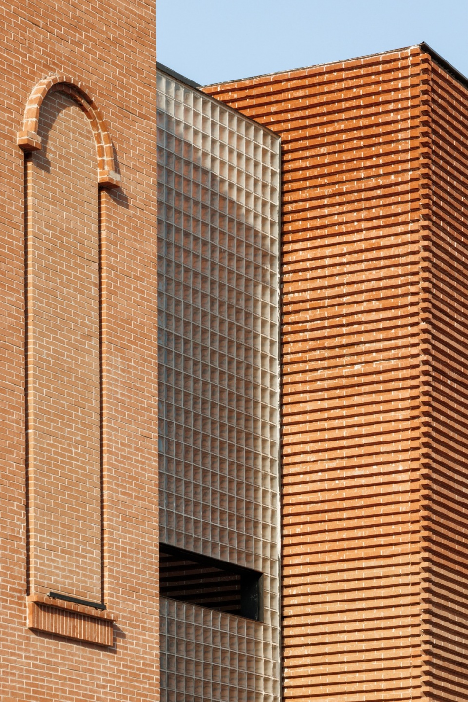K1栋三种立面元素的组合 / Three facade elements of Building K1