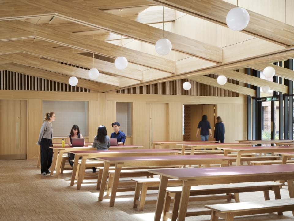 餐厅的共享用餐空间, Shared dining space