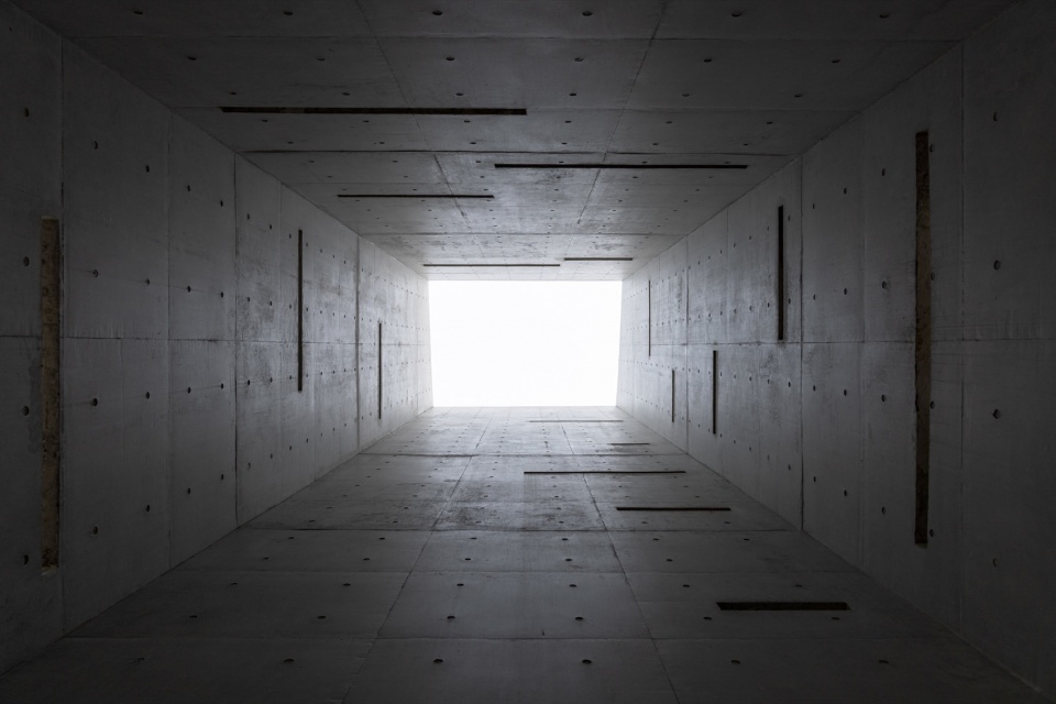 冥想塔内部仰视, Looking up inside the Meditation Tower